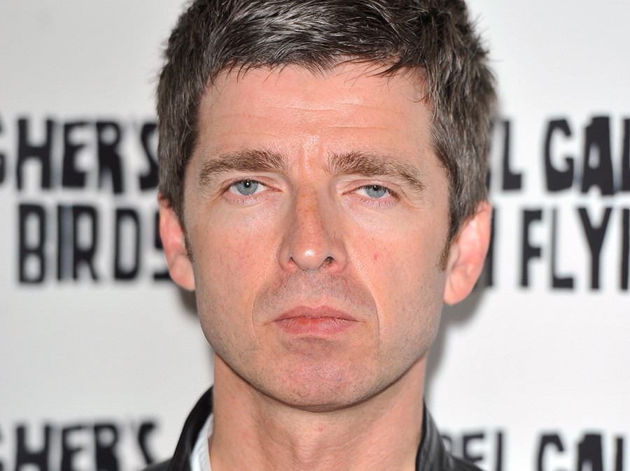 Noel Gallagher Craps All Over Jay-Z’s TIDAL: Here's A Rundown Of His ...