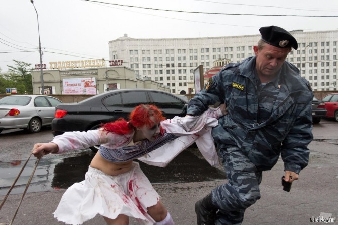 Awesome Photos From Russia With Love - Zombie Fight5