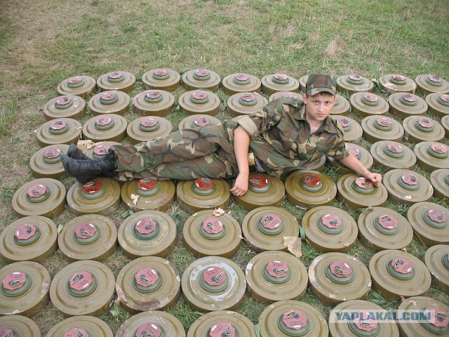 Awesome Phots From Russia With Love - land mine