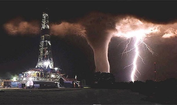 oil rig water spout lightning