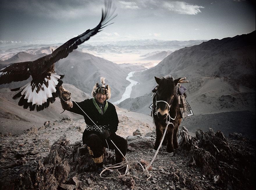 Spellbinding Photos Of Obscure Tribes By Jimmy Nelson