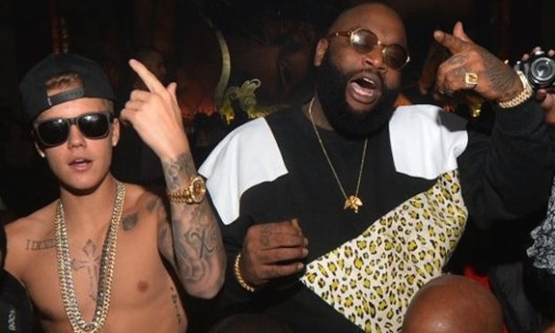 PHOTOS: Justin Bieber Casually Crushing Life On A Thursday Night