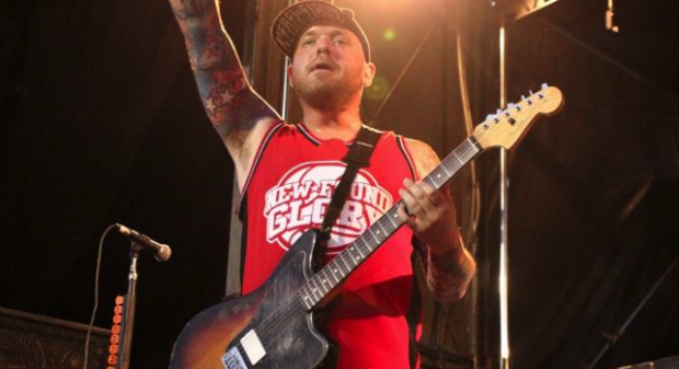 New Found Glory Guitarist Might Not Actually Be A Paedophile