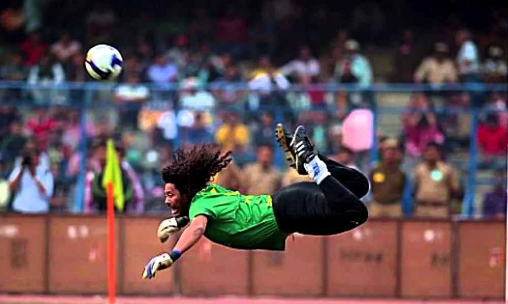 Colombian Goalkeeper Recreates Iconic Scorpion Kick V England To