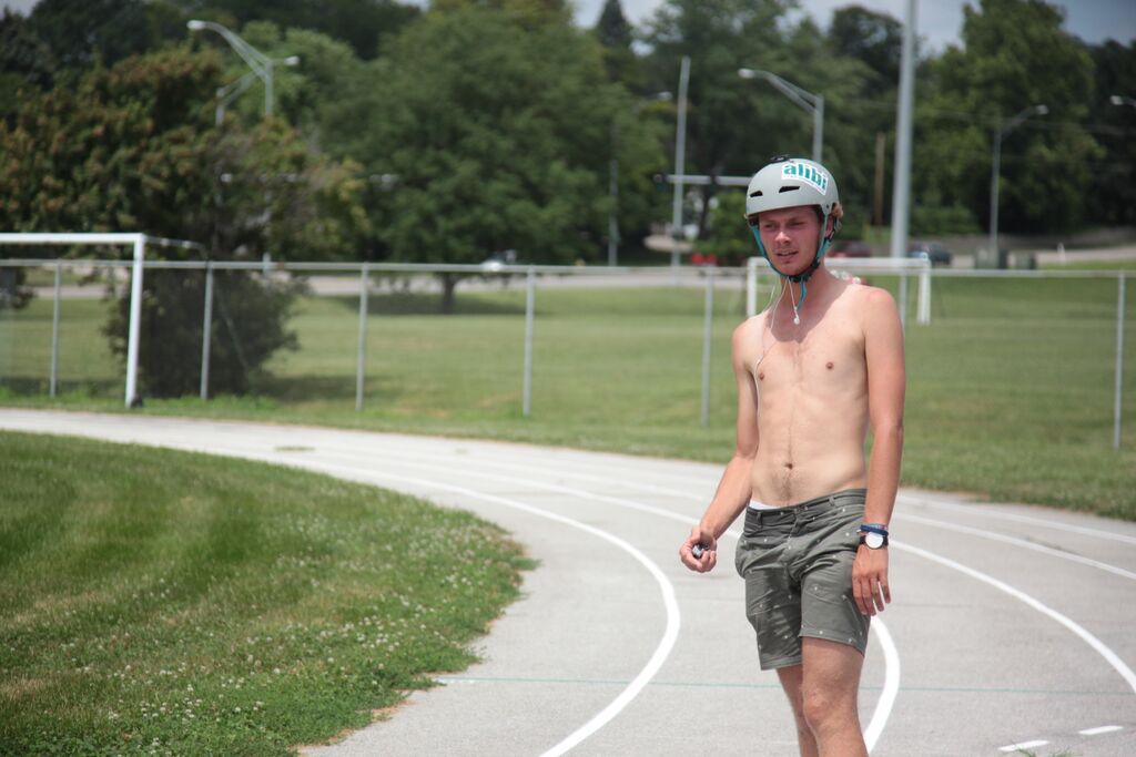 Longboarding 8