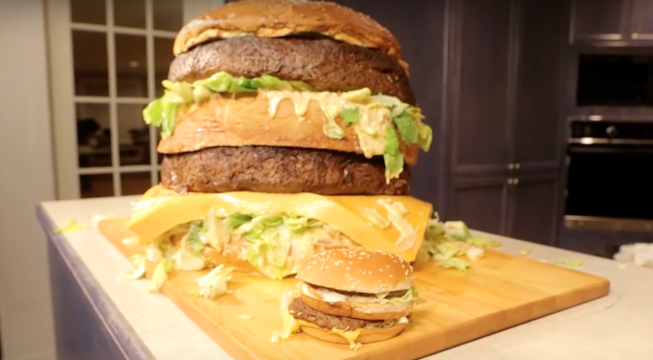 someone-s-created-a-100-pound-big-mac-as-a-tribute-to-the-late-creator