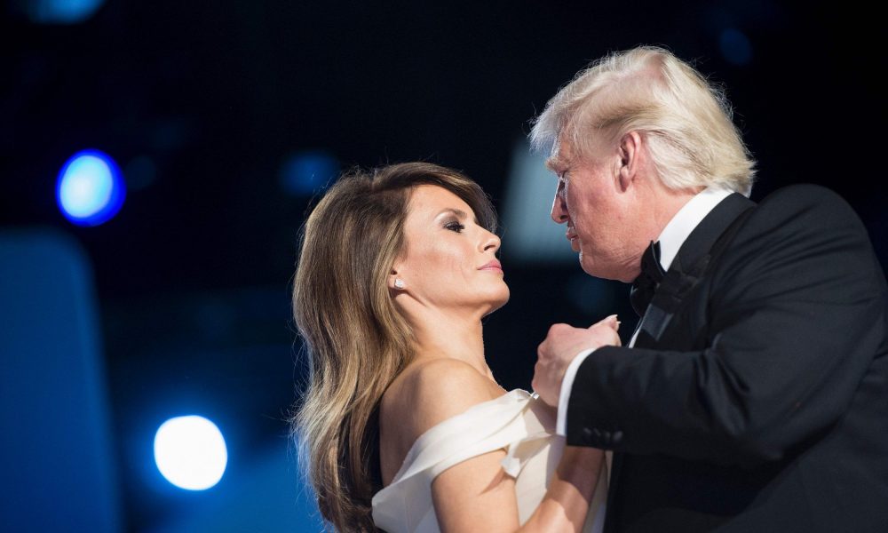 A Body Language Expert Reckons That Donald And Melania