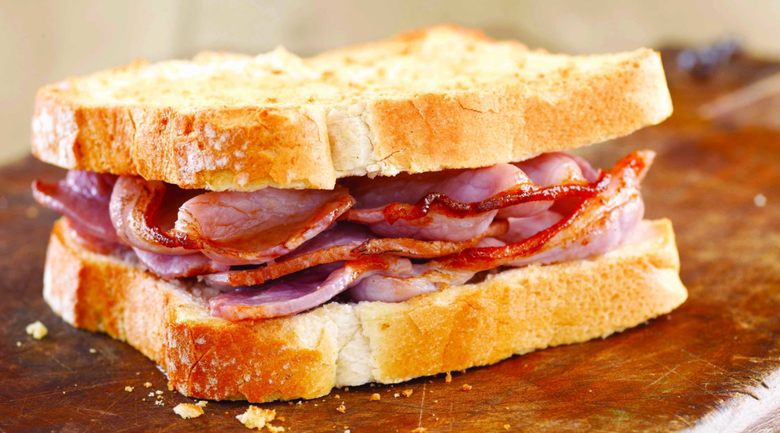 turns-out-you-ve-been-making-bacon-sandwiches-wrong-all-these-years