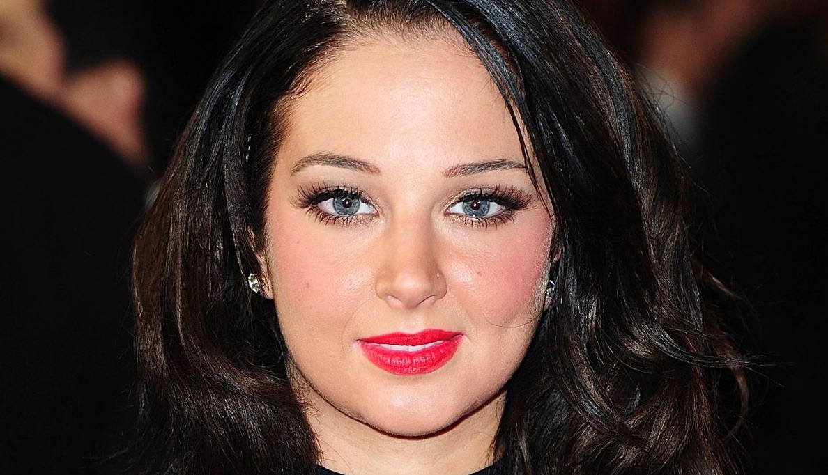 Tulisa Returns With A Shock New Look And People Are Stunned