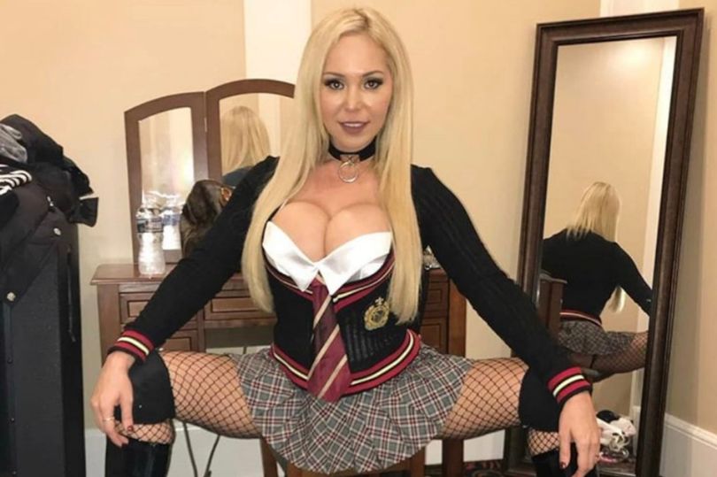 Mary Carrey - Former Porn Star Mary Carey Signs A Boxing Deal; First Fight Will ...